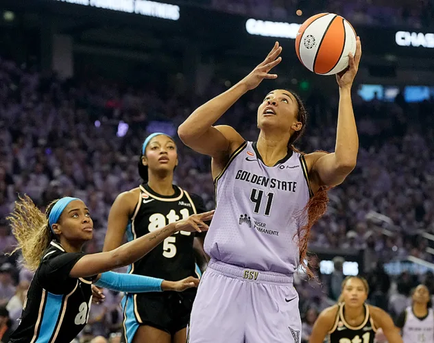 Stokes leads Valkyries to Game 5 victory